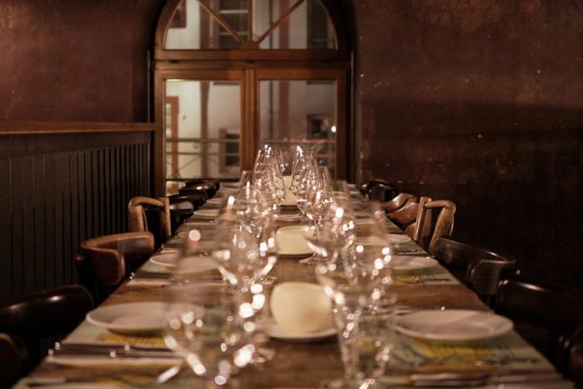 eigedeckter-Tisch-Event-Location-Heidelberg